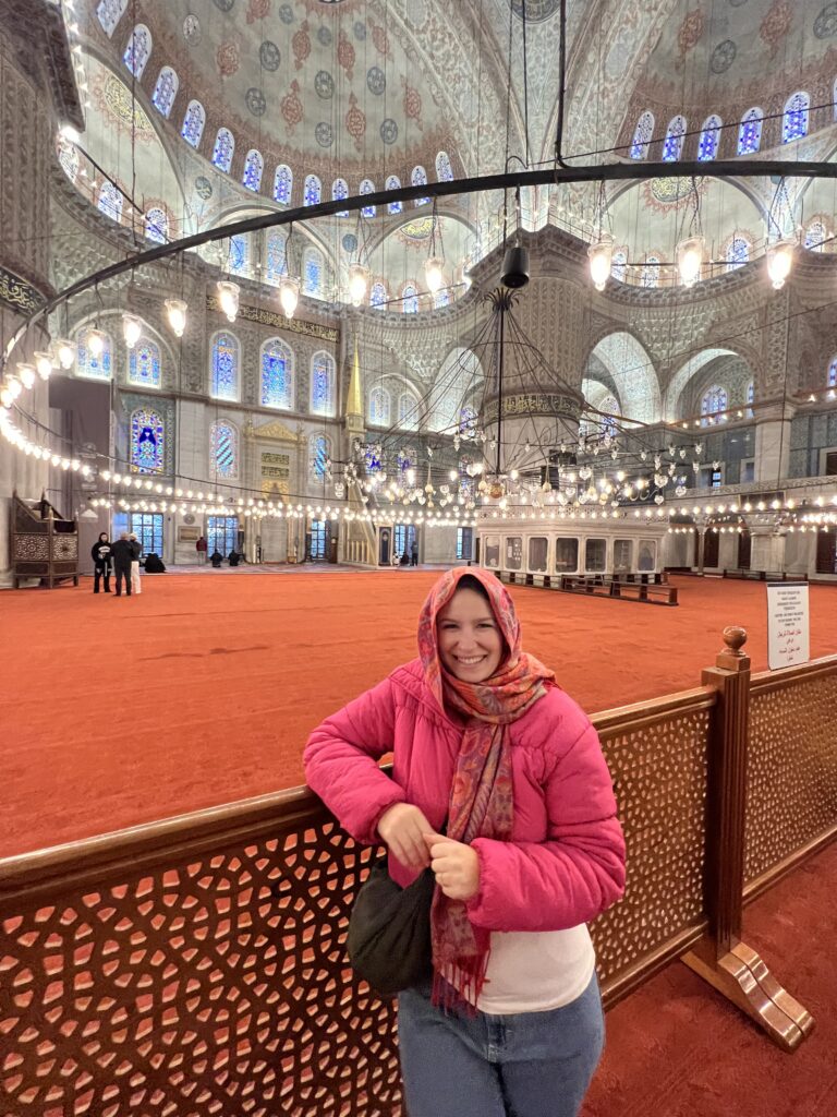 Interior da Mesquita Azul, em Istambul